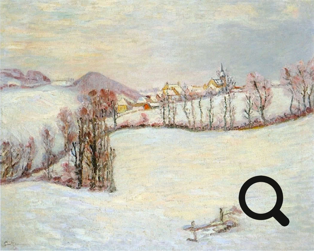 Paysage enneigé avec des arbres dénudés, des collines à l'arrière-plan et un ciel nuageux.