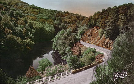 Barrage et route de Saint-Sauves 