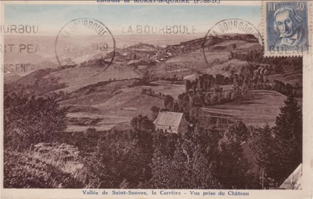 Vue prise du château de Murat-le-Quaire