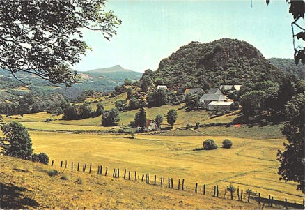 Vue récente du rocher de Châteauneuf