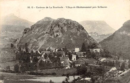 village de Châteauneuf près St-Sauves 